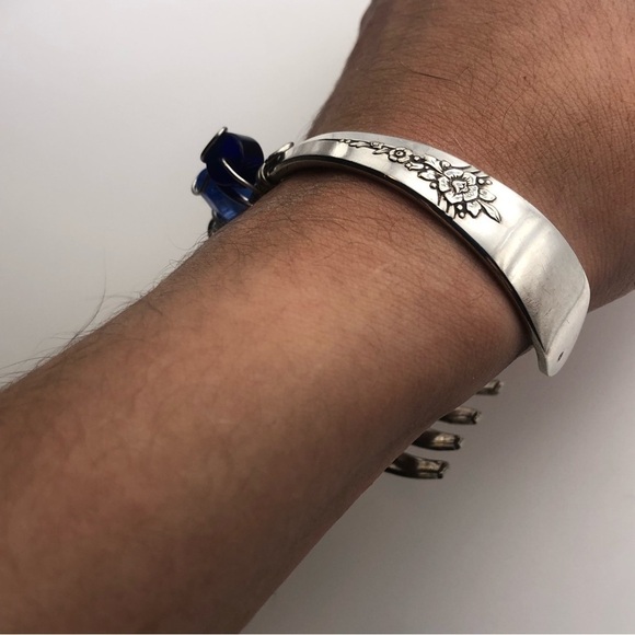 VTG Curved Fork Cutlery Bracelet w Wire Wrapped Glass Bead Accents 7” C & 2” D - Picture 7 of 10